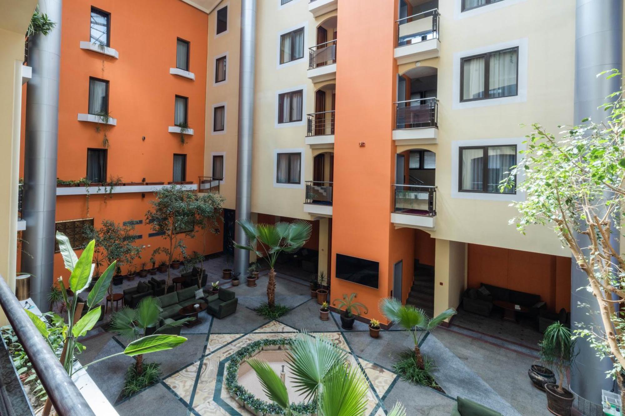 Ararat Hotel Yerevan Exterior photo