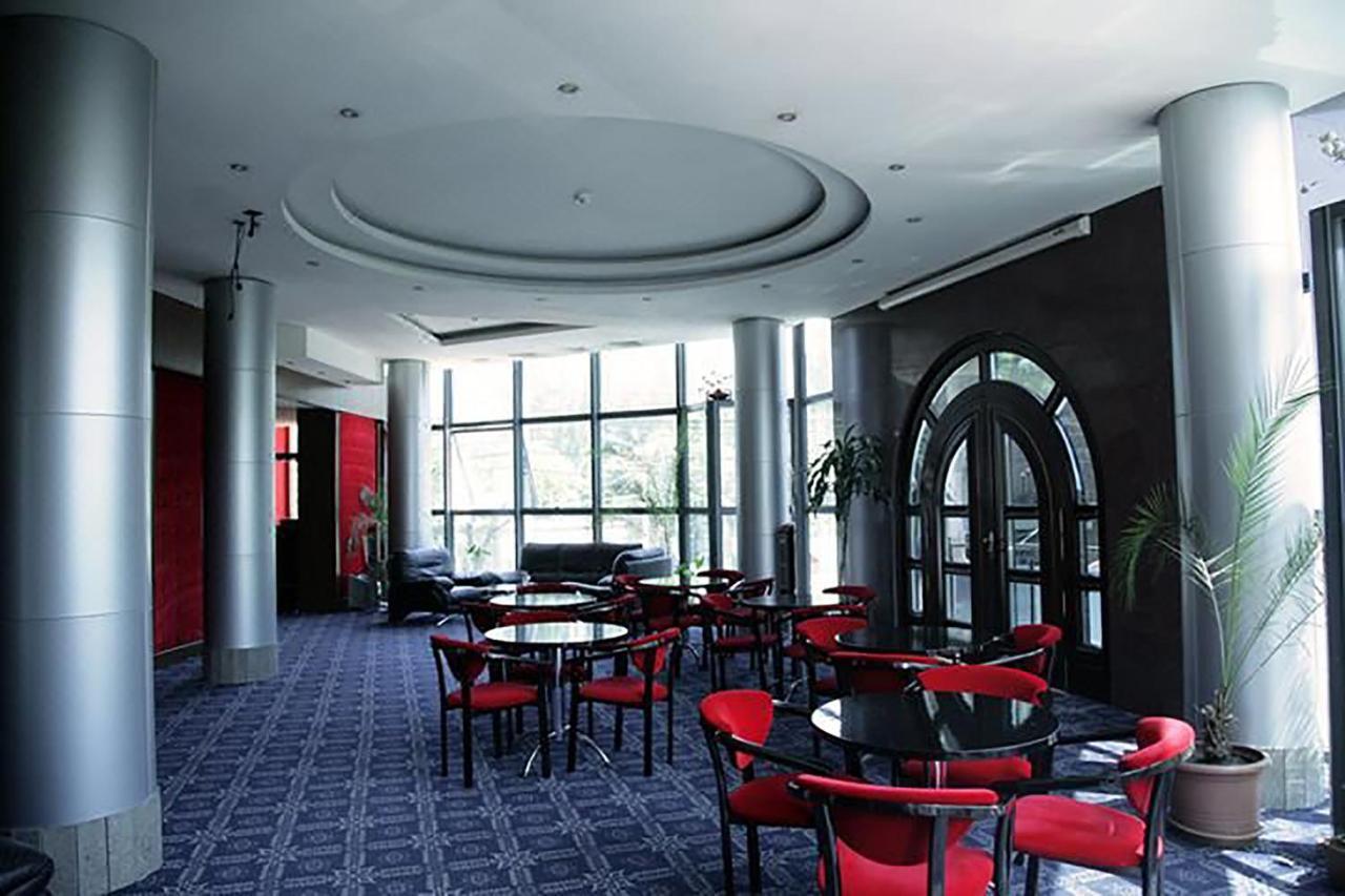 Ararat Hotel Yerevan Exterior photo